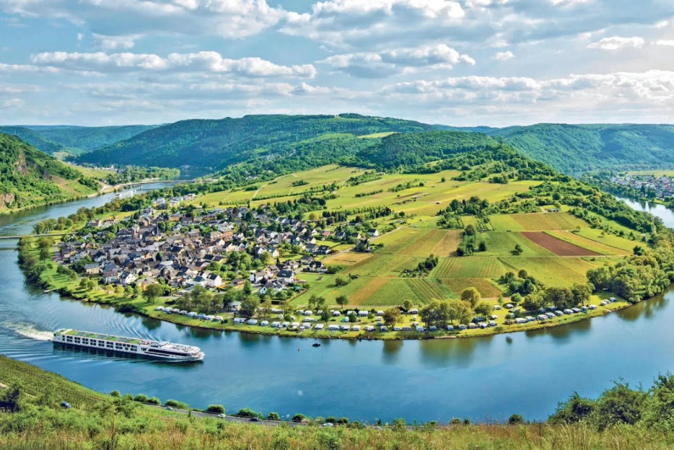 1739849957-SCER_Scenic_Jasper_Rhine_Loop_Germany_STC_001-1-1 copy.jpg